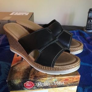 Bella Vita sandals